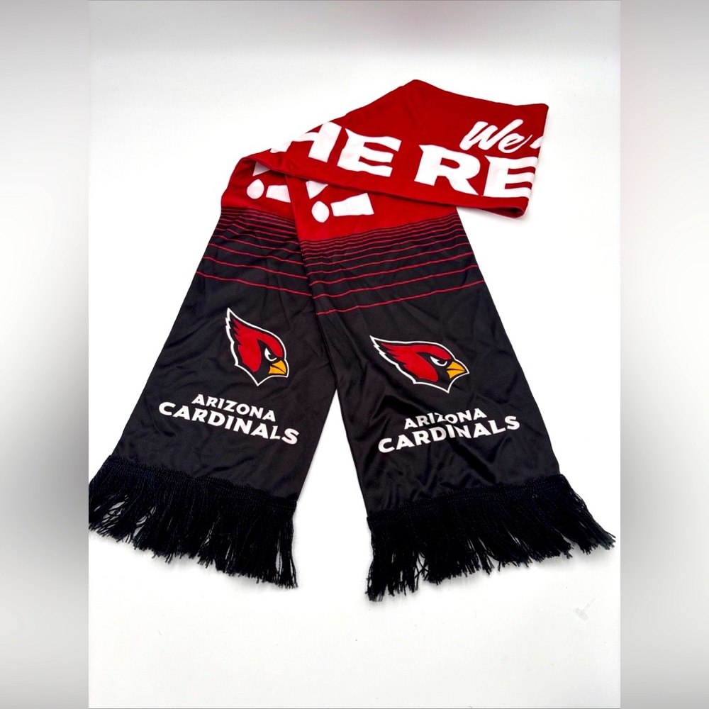Red and Black Fan‎ Scarf